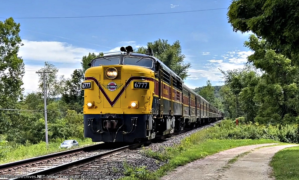 CVSR 6777 cruises past Howe Meadow.